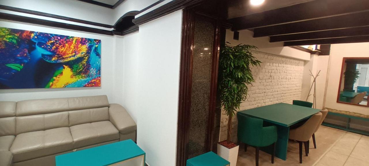 Old Cafe Spa Apartment Beograd Ngoại thất bức ảnh